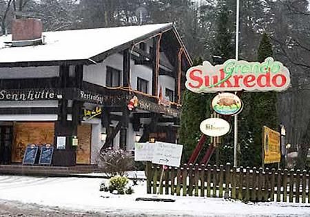 Grando Sukredo Hotel Hamburg Bagian luar foto